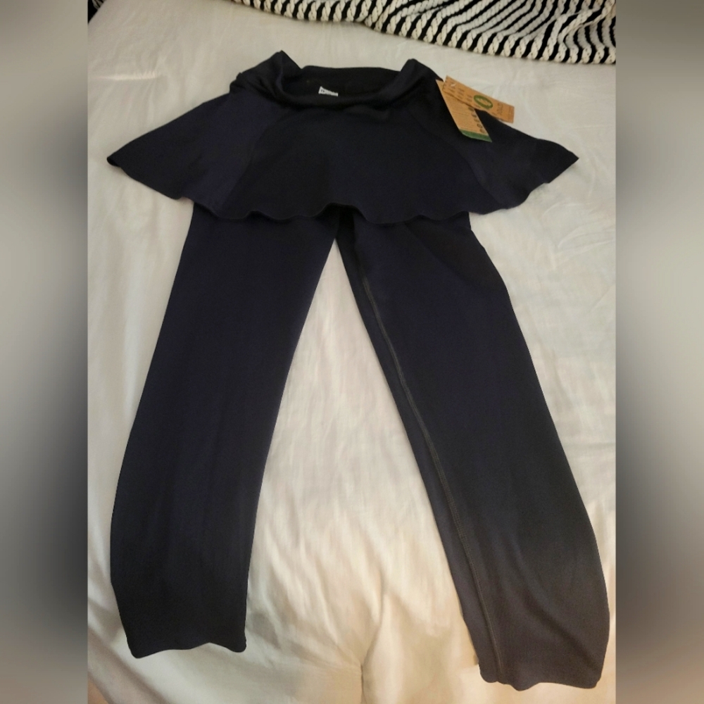 Dona Jo leggings with skirt attached